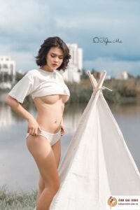 hình hot girl khoe tâm hồn đẹp